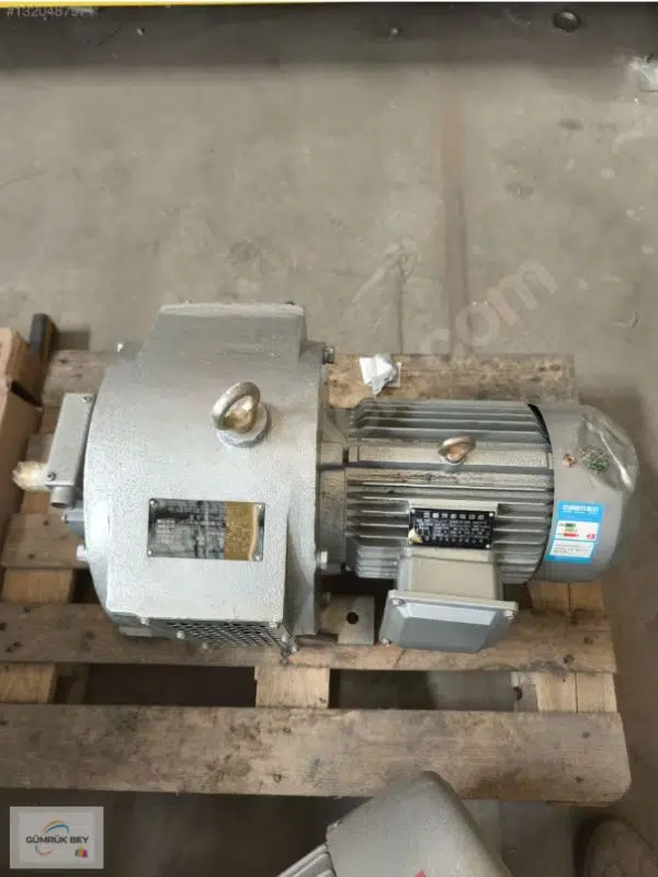 YCT160-4B 3kW Elektromanyetik Hız Ayarlı Üç Fazlı Motoru