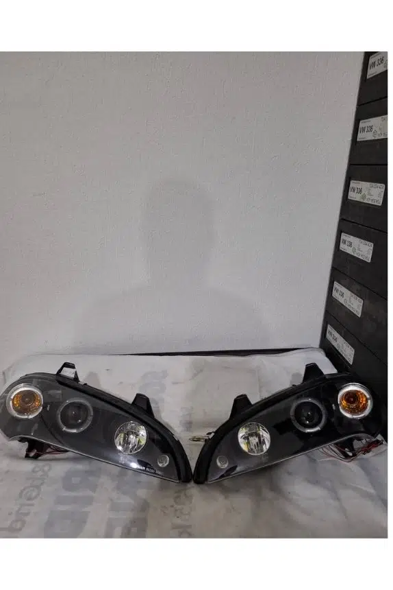 Opel Tigra 1995- 2003 far 