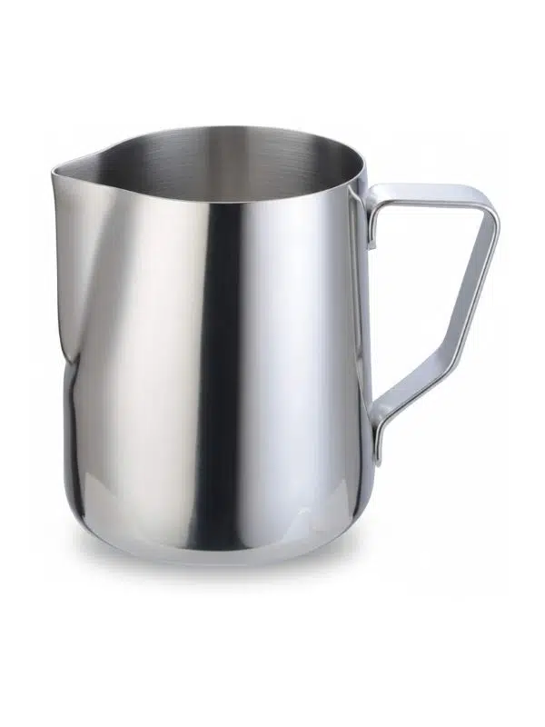 304 paslanmaz çelikten üretilmiş 600 ml kapasiteli süt köpürtme sürahisi