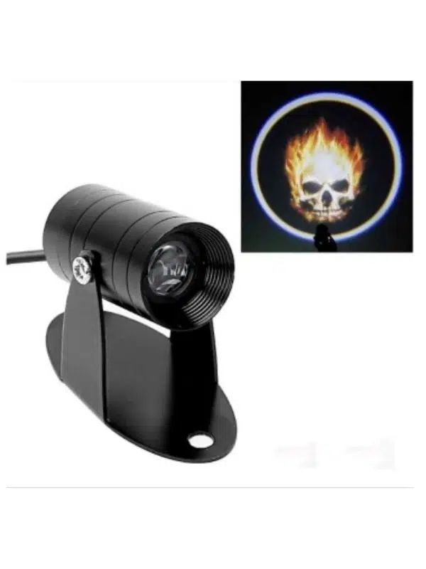 Alevli Kafatası Görsel Efektli LED Logo Projektör – Dekoratif Işık ve Sahne Aydınlatma Cihazı