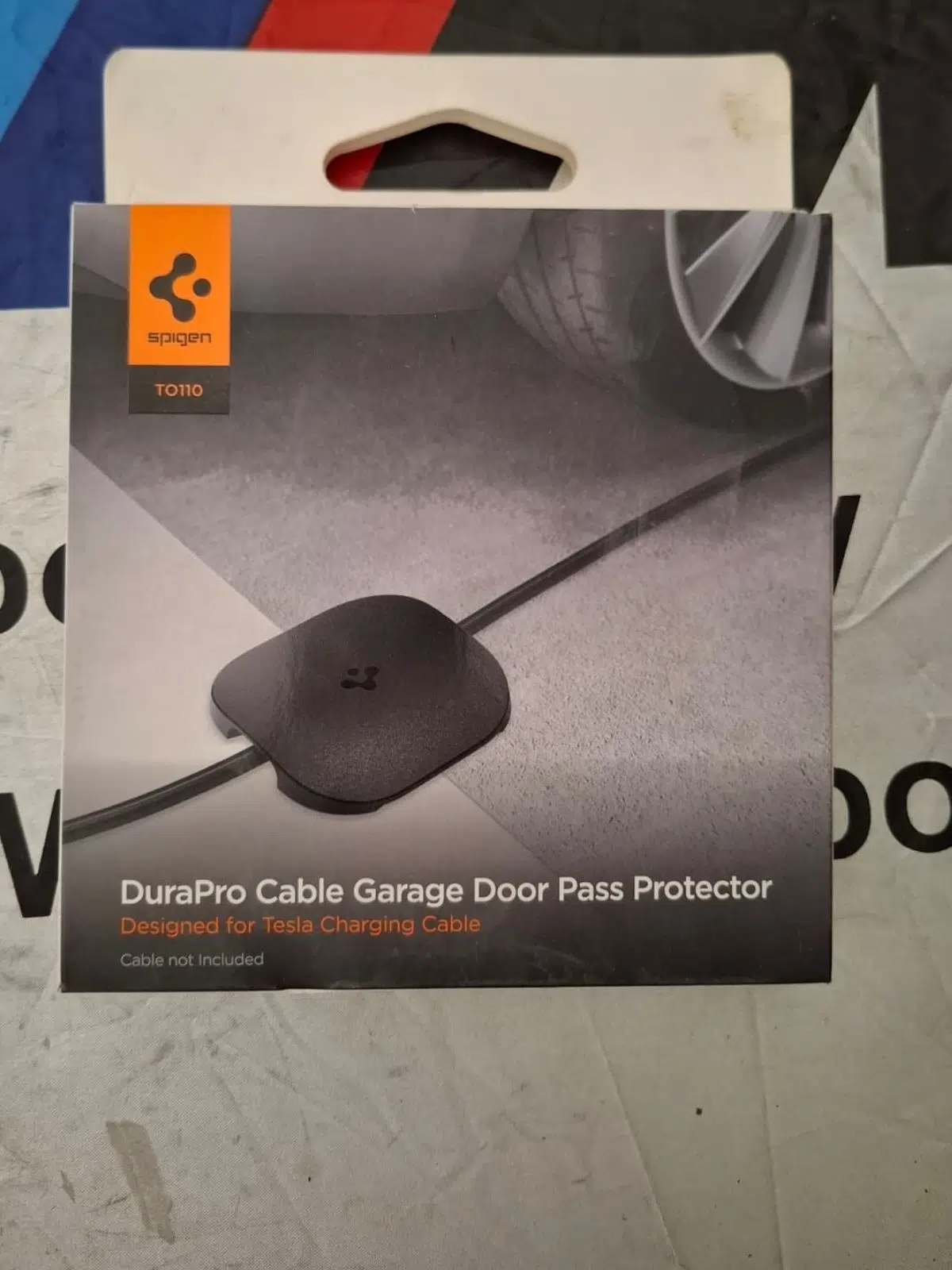 Tesla Şarj Kablosu Kılıfı | Spigen  Ağır Hizmet Koruması