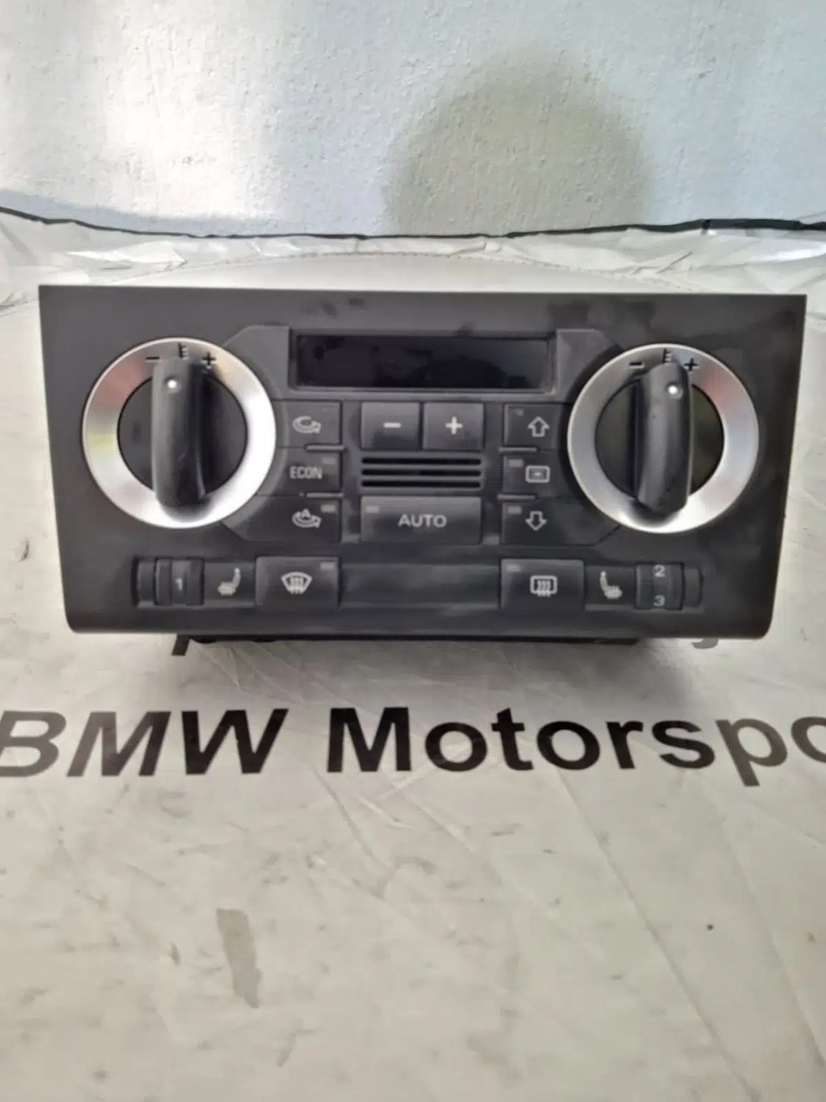 8P0820043N AUDİ A3 KLİMA KONTROL PANELİ 2002-2009