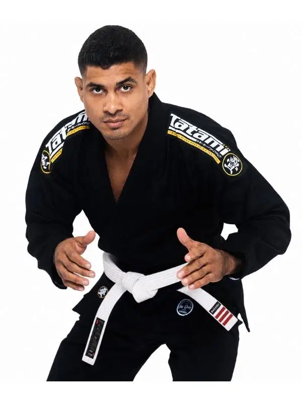 Tatami Nova Absolute Black Gi A4 – Dayanıklı ve Hafif Brezilya Jiu Jitsu Kıyafeti 